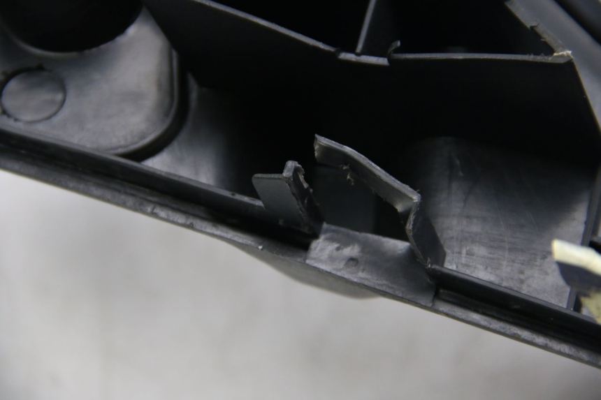 photo de FOOTREST PEUGEOT V-CLIC VCLIC 50 (2007 - 2013) - Checked used part