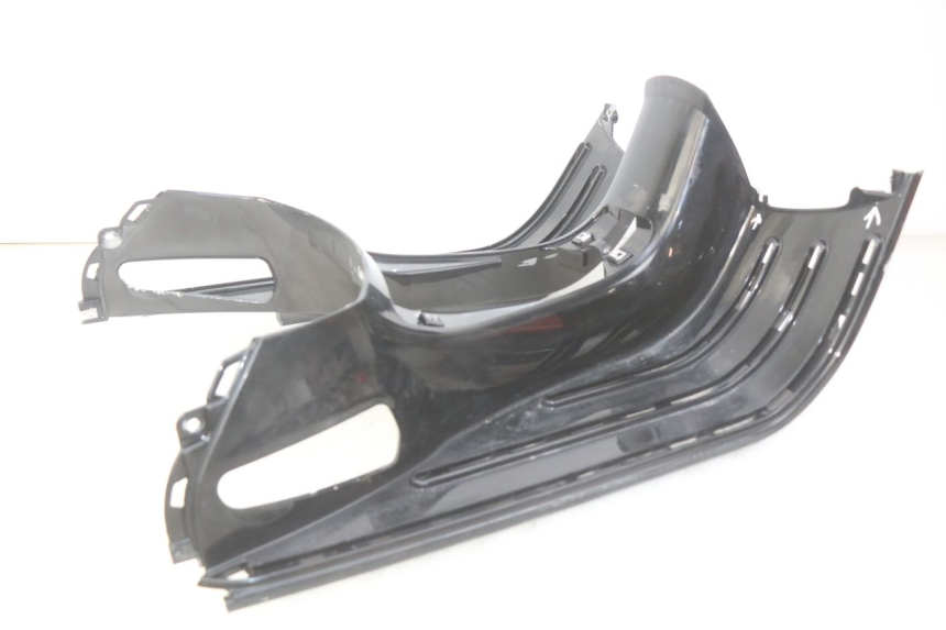 photo de FLOOR PANEL PIAGGIO VESPA GTS SUPER IE 125 (2009 - 2016) - Checked used part