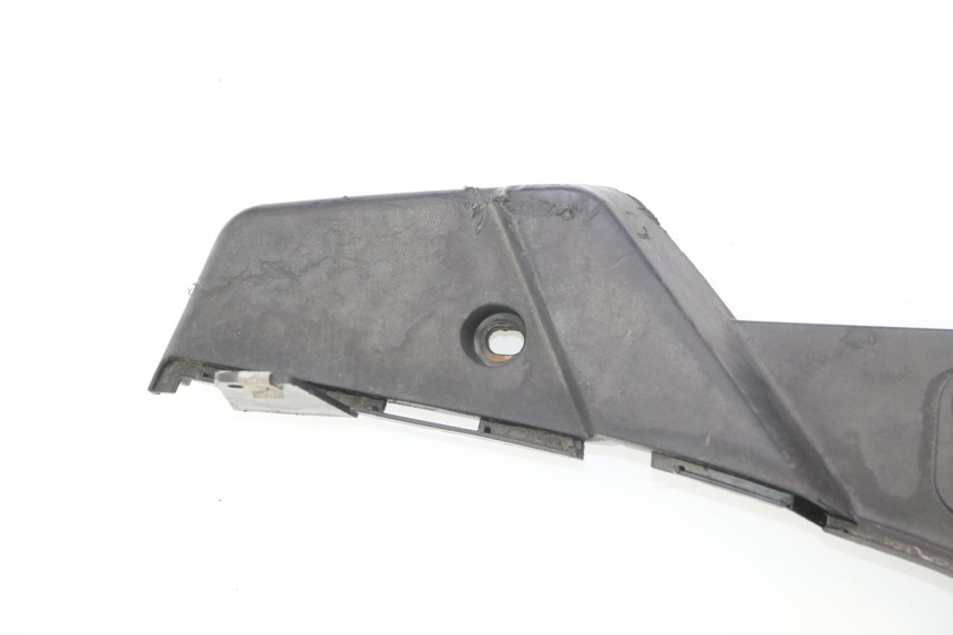 photo de FOOTREST PEUGEOT VIVACITY NEW 2T 50 (2008 - 2017) - Zoom on usage condition