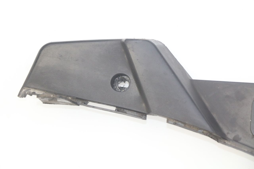 photo de FOOTREST PEUGEOT VIVACITY NEW 4T 50 (2008 - 2017) - Component zoom