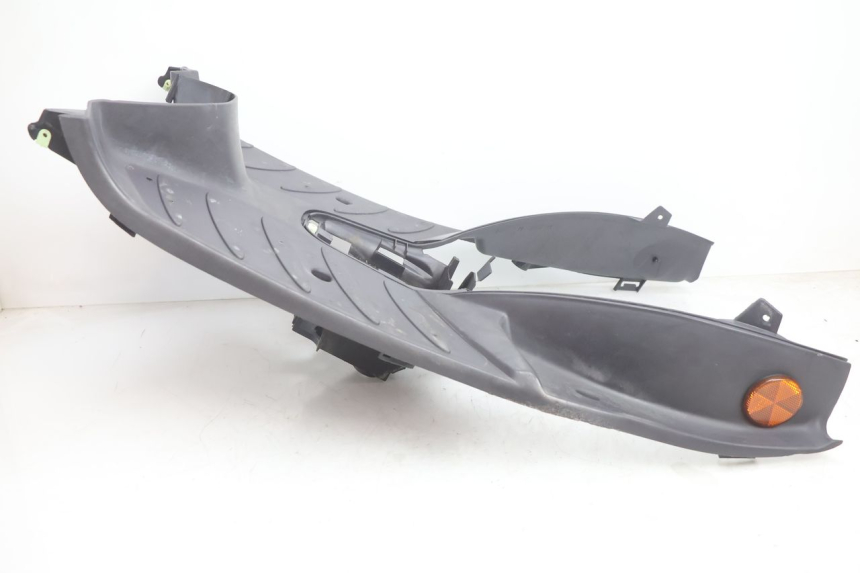 photo de FOOTREST PEUGEOT VIVACITY 50 (2004 - 2009) - Distinctive features