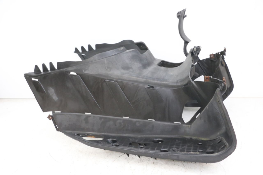 photo de FOOTREST YAMAHA X-MAX XMAX 250 (2006 - 2009) - Surface and material condition