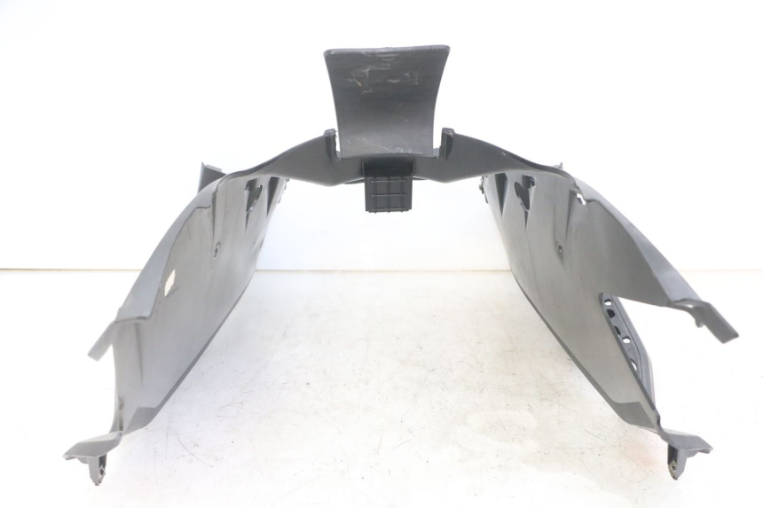 photo de FOOTREST YAMAHA X-MAX XMAX 125 (2010 - 2013) - Fixing points details