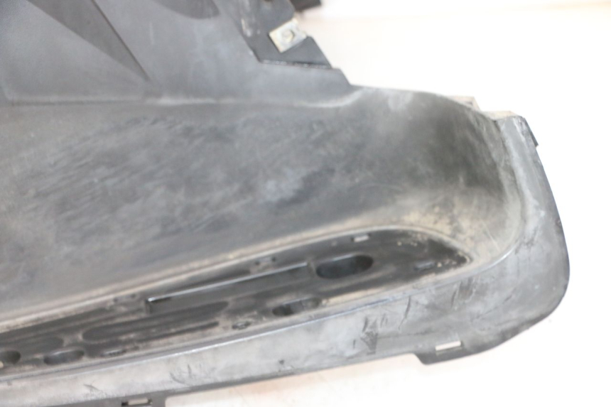 photo de FOOTREST YAMAHA X-MAX XMAX 125 (2010 - 2013) - Distinctive features