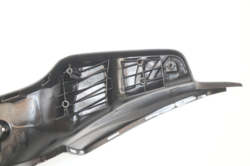 photo de FOOTREST SYM X-PRO 4T 50 (2014 - 2021) - Fixing points details