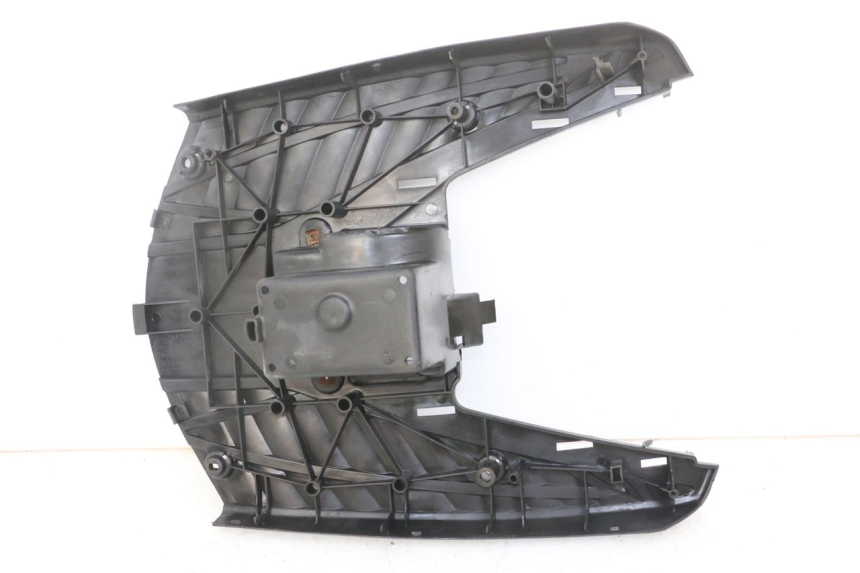 photo de FLOOR PANEL YAMAHA BW'S NG NEXT GENERATION 50 (1996 - 2003) - Fixing points details