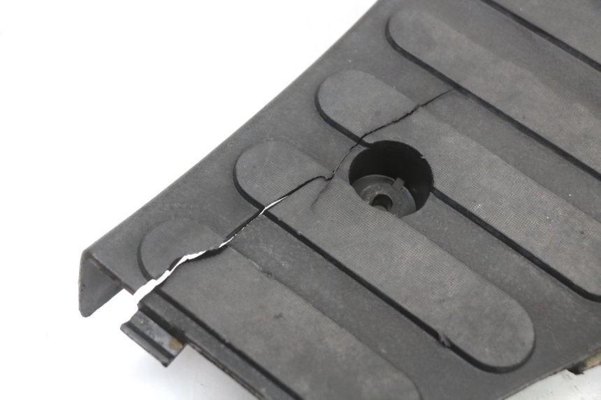 photo de FLOOR PANEL YAMAHA YE ZEST 50 (1992 - 1998) - Technical close-up