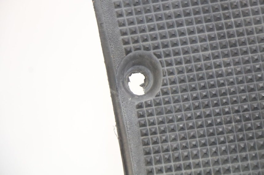 photo de FOOTREST YAMAHA YP MAJESTY 125 (1998 - 2001) - Component detail