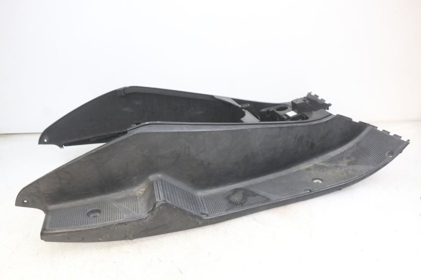 photo de FOOTREST YAMAHA YP MAJESTY 125 (1998 - 2001) - Surface and material condition