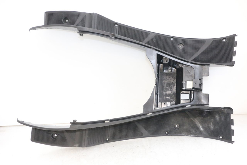 photo de FLOOR PANEL YAMAHA YP MAJESTY 125 (2002 - 2006) - Main view