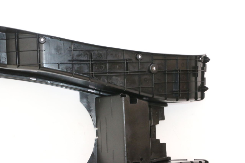 photo de FLOOR PANEL YAMAHA YP MAJESTY 125 (2002 - 2006) - Markings and original references