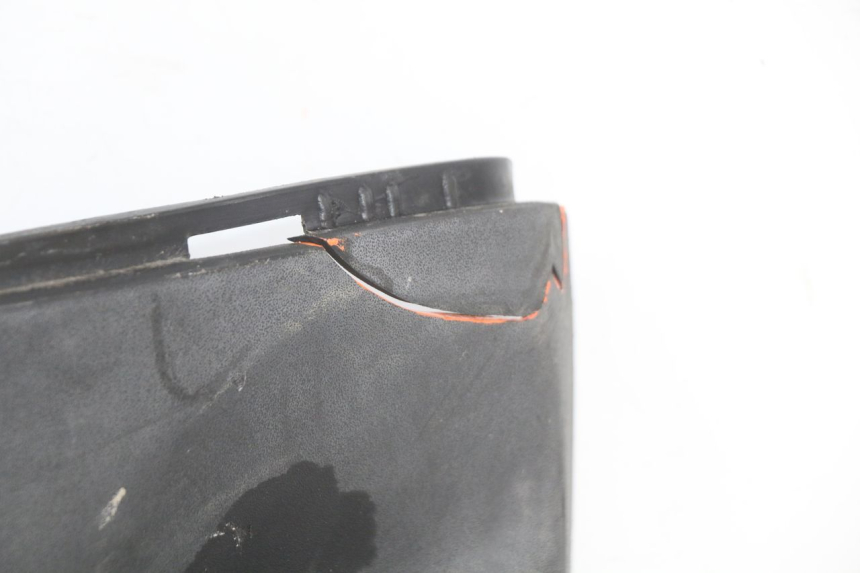 photo de FOOTREST PIAGGIO ZIP 2T 50 (2009 - 2019) - Technical close-up