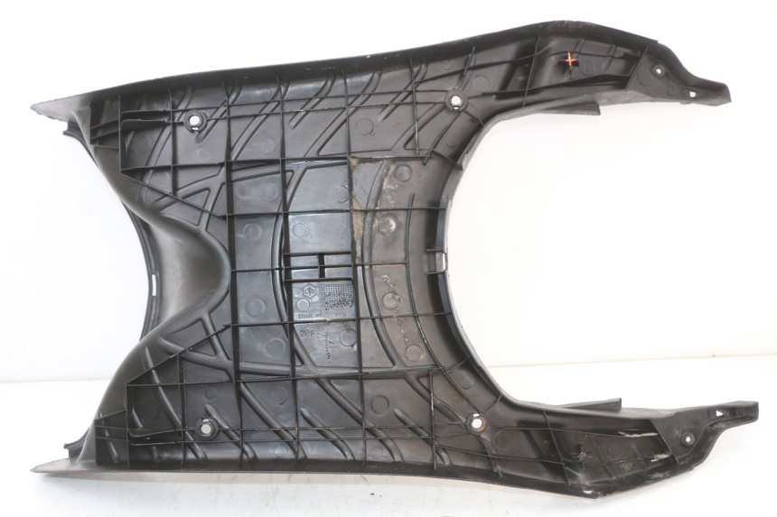 photo de FOOTREST PIAGGIO ZIP 2T 50 (2009 - 2019) - Surface and material condition