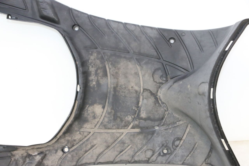 photo de FOOTREST PIAGGIO ZIP 2T 50 (2009 - 2019) - Distinctive features