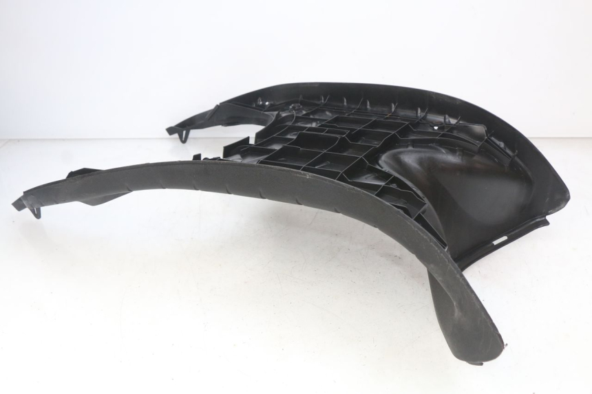 photo de FOOTREST PIAGGIO ZIP 4T 50 (2018 - 2020) - Zoom on usage condition