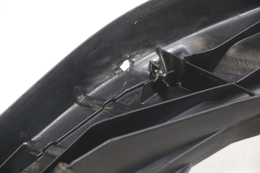 photo de FOOTREST PIAGGIO ZIP 4T 50 (2018 - 2020) - Fixing points details