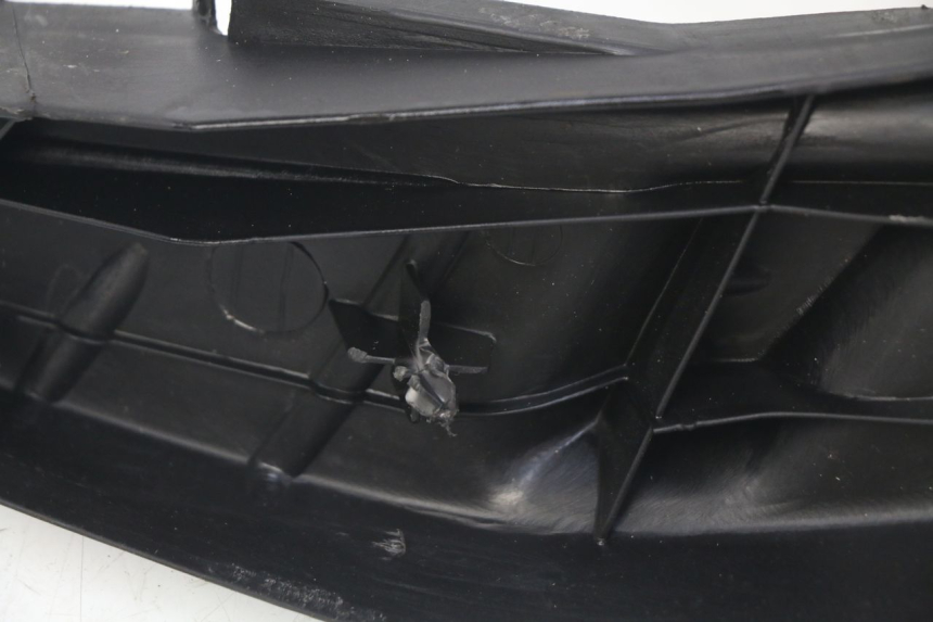 photo de FOOTREST PIAGGIO ZIP 4T 50 (2018 - 2020) - Additional view of the item