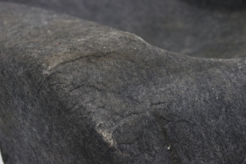 photo de TRUNK CARPET SUZUKI AN BURGMAN 400 (2006 - 2010) - Zoom on usage condition