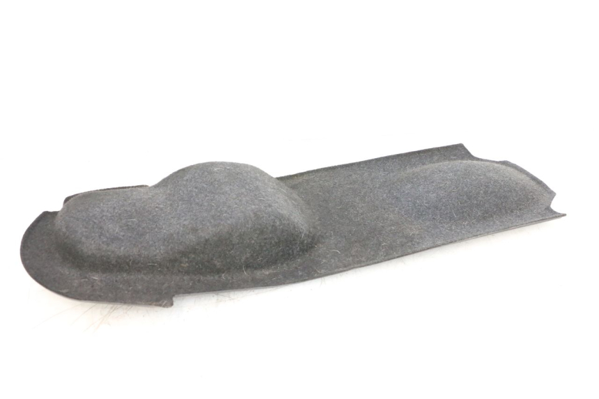 photo de UNDERSEAT CARPET SYM GTS EVO 125 (2009 - 2013) - Alternative perspective