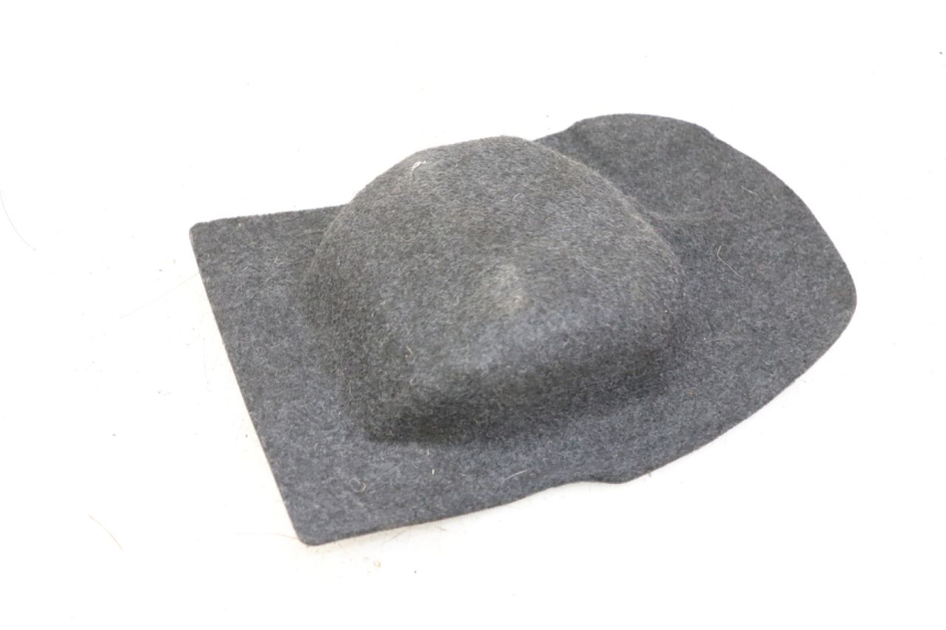 photo de UNDERSEAT CARPET SYM MIO 50 (2011 - 2017) - Component detail