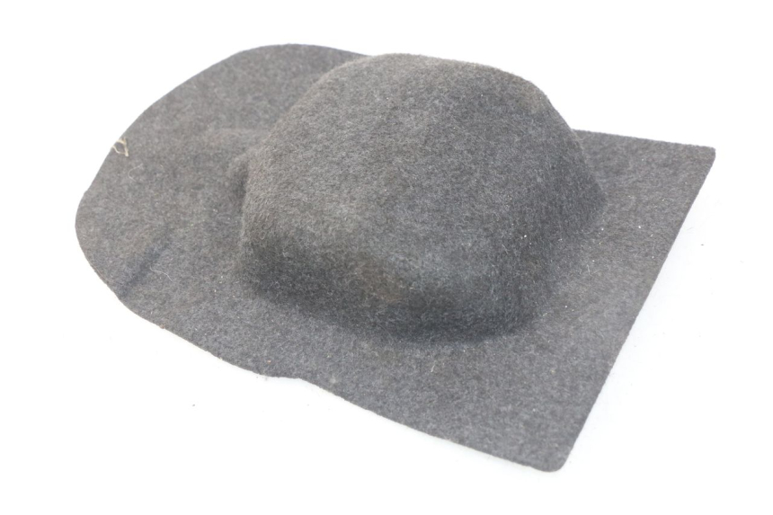 photo de UNDERSEAT CARPET SYM MIO 100 (2006 - 2017) - Zoom on usage condition