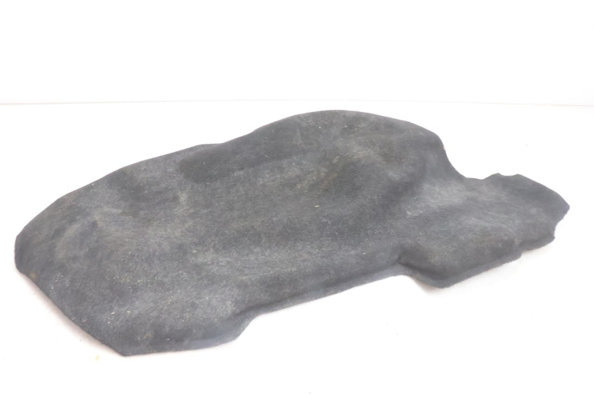 photo de UNDERSEAT CARPET PIAGGIO MP3 500 (2016 - 2018) - Surface and material condition