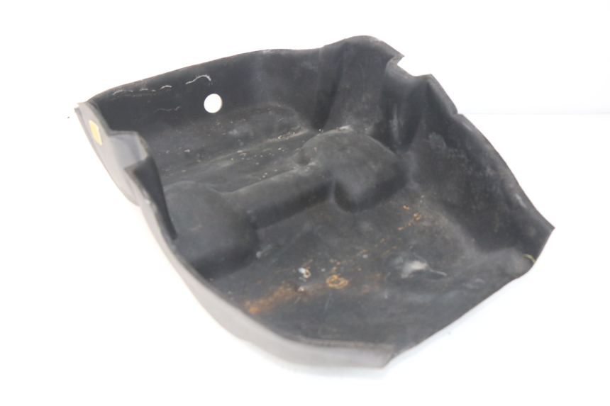 photo de UNDERSEAT CARPET PEUGEOT SATELIS 500 (2007 - 2013) - Alternative perspective