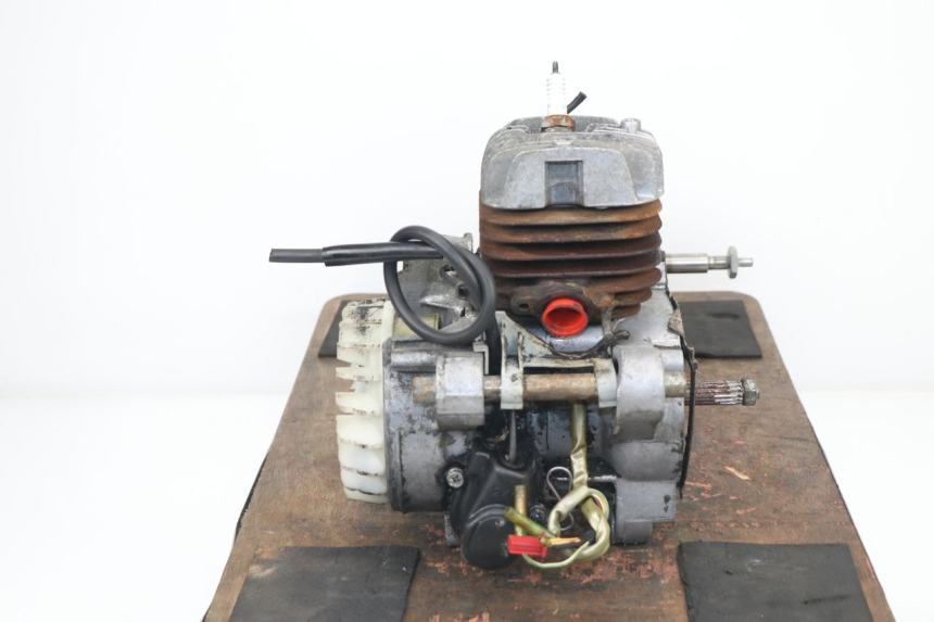 photo de ENGINE MBK ACTIVE 80 (1991 - 1995) - Detailed visual inspection