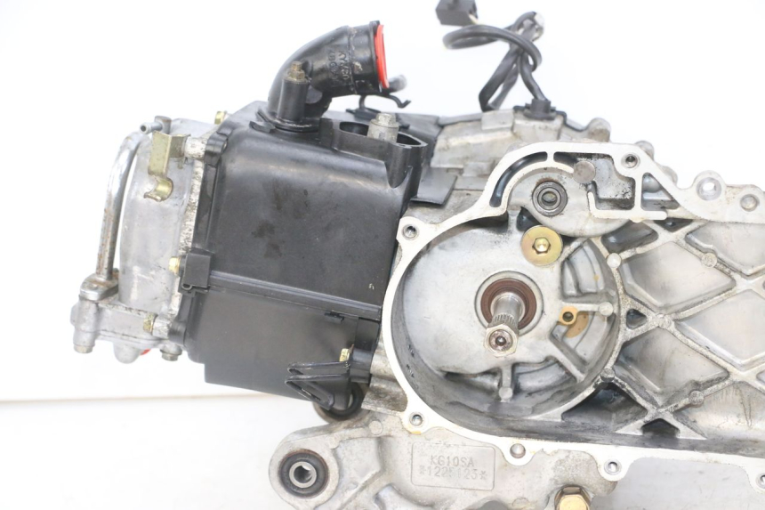 photo de ENGINE KYMCO AGILITY 4T 50 (2005 - 2018) - Alternative angle