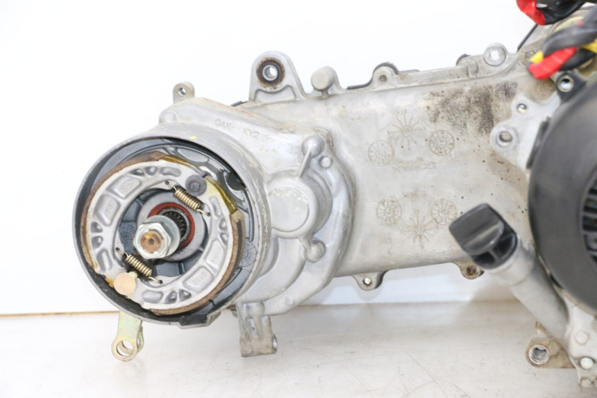 photo de ENGINE KYMCO AGILITY 4T 50 (2018 - 2022) - Surface and material condition