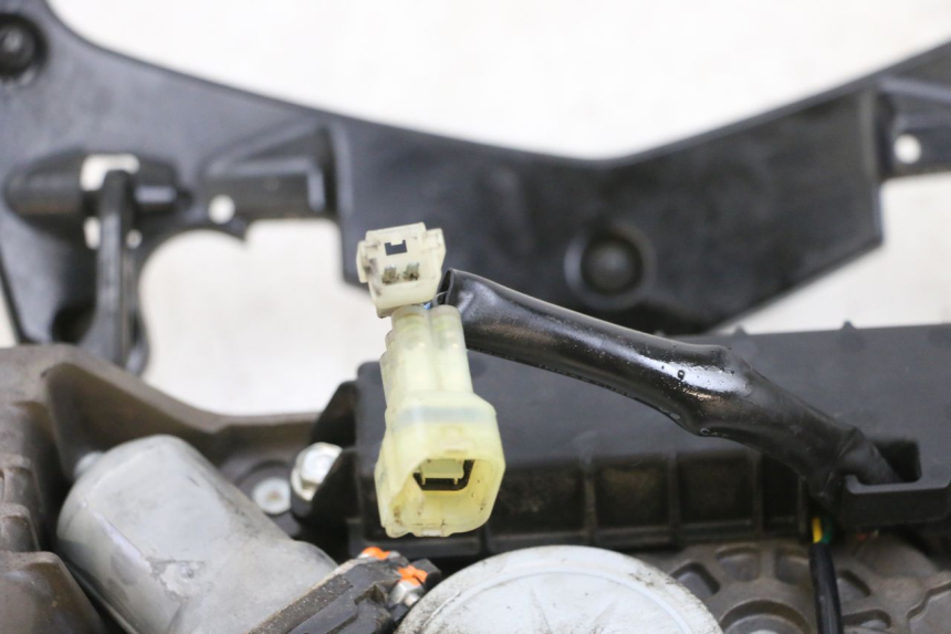 photo de ENGINE BUBBLE YAMAHA FJR ABS 1300 (2006 - 2012) - Zoom on usage condition