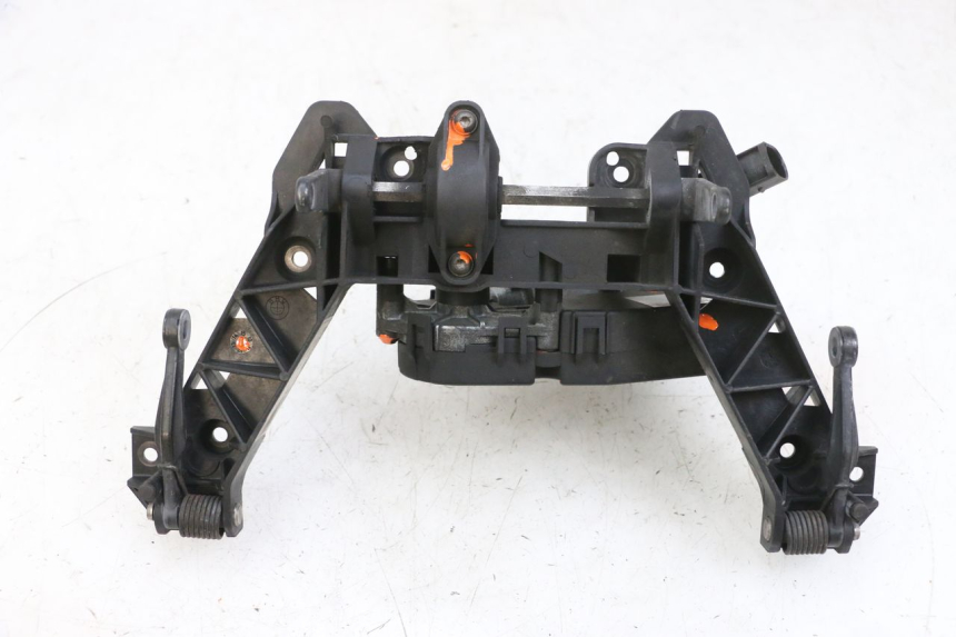 photo de SCREEN ENGINE BMW R RT ABS 1200 (2010 - 2014) - Fixing points details