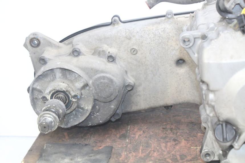 photo de ENGINE SUZUKI BURGMAN 125 (2007 - 2014) - High-resolution close-up