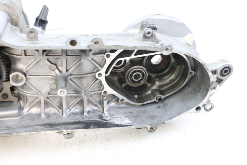 photo de ENGINE YAMAHA BW'S BWS 125 (2010 - 2013) - Component detail