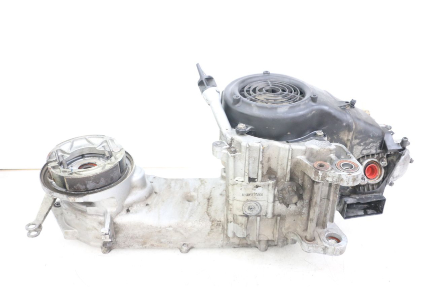 photo de ENGINE YAMAHA BW'S BWS 125 (2010 - 2013) - Alternative perspective