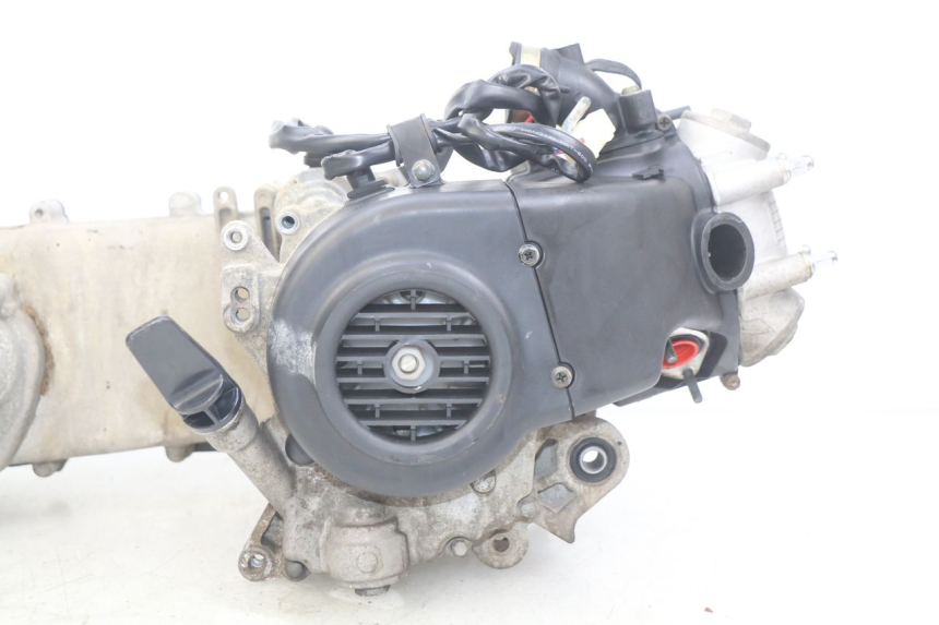 photo de ENGINE ORCAL CAVARO 4T 50 (2019 - 2023) - Surface and material condition