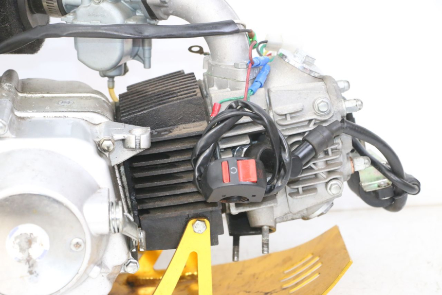 photo de ENGINE CCR DIRT BIKE 110 - Spare part profile view