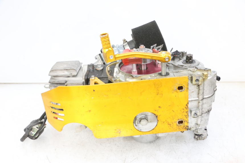 photo de ENGINE CCR DIRT BIKE 110 - Fixing points details