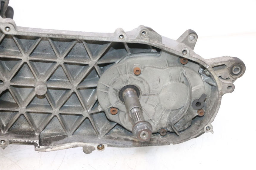 photo de ENGINE PEUGEOT CITYSTAR 125 (2011 - 2017) - Fixing points details