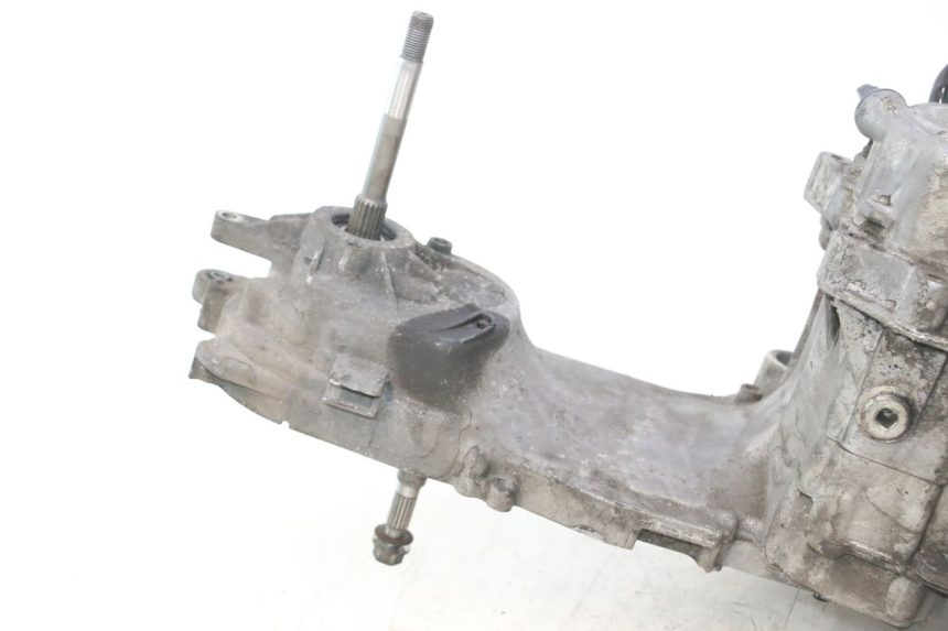photo de ENGINE PEUGEOT CITYSTAR 125 (2011 - 2017) - Alternative perspective