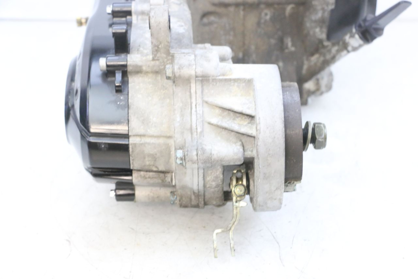 photo de ENGINE SYM CROX 4T 50 (2016 - 2023) - Surface and material condition