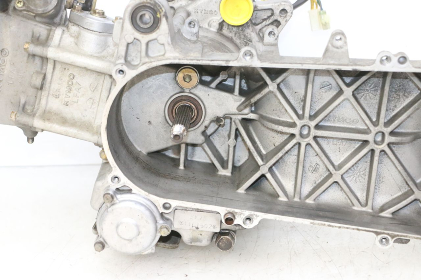 photo de ENGINE KYMCO DINK STREET 125 (2009 - 2014) - Alternative angle