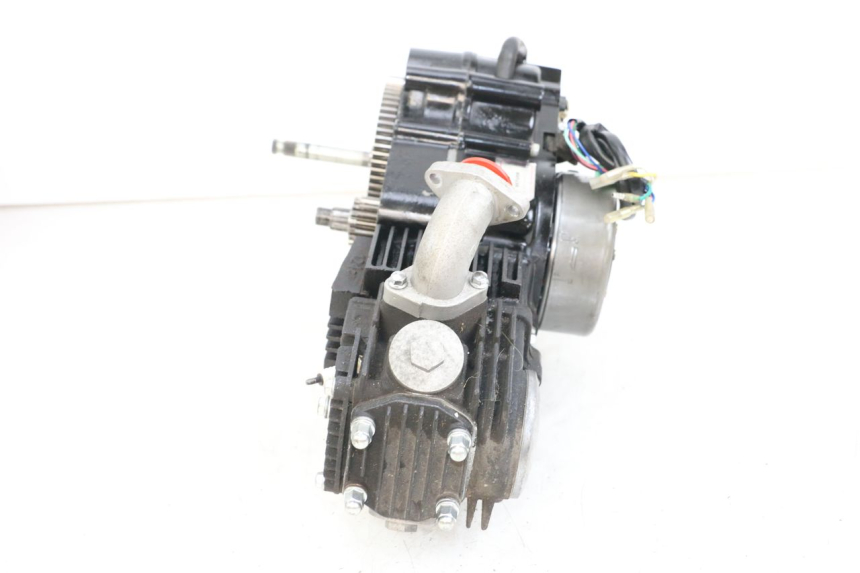 photo de ENGINE CCR DIRT BIKE 125 - Surface and material condition