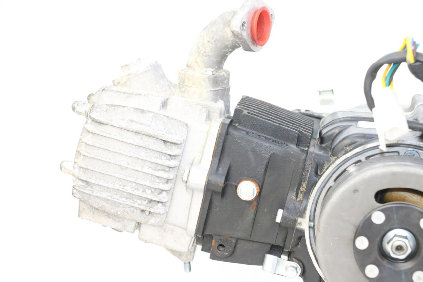 photo de ENGINE CCR DIRT BIKE 125 - Focus on structure