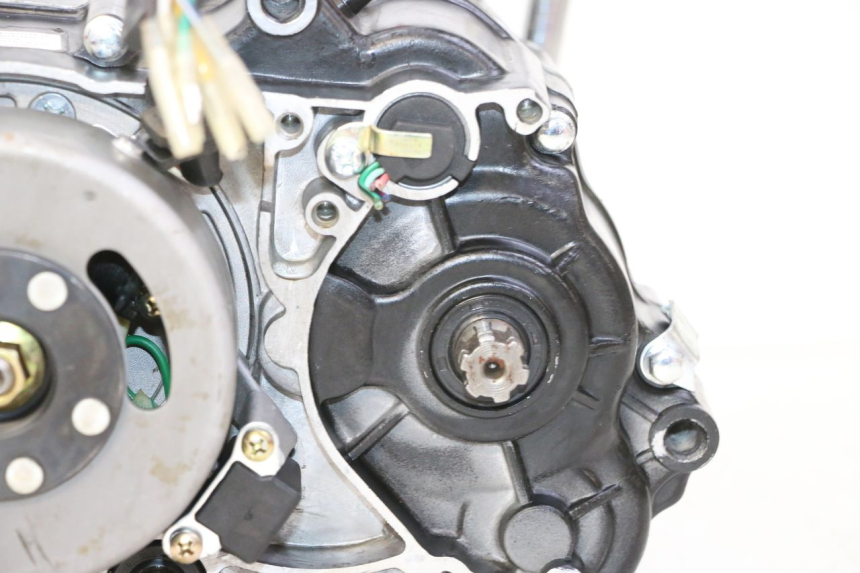 photo de ENGINE LONCIN DIRT BIKE 125 - High-resolution close-up