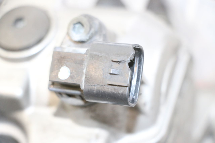 photo de ENGINE SUZUKI DL V STROM 1000 (2002 - 2007) - Component detail