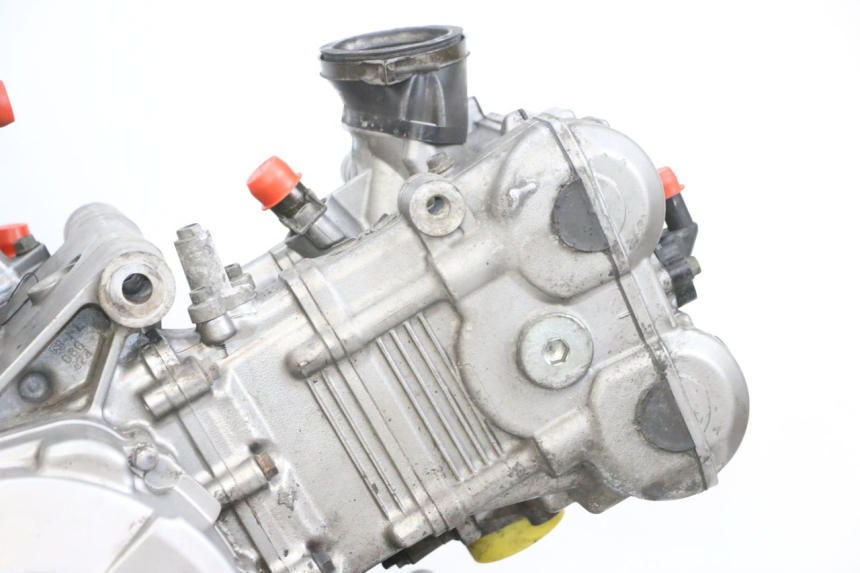 photo de ENGINE SUZUKI DL V STROM 1000 (2002 - 2007) - Alternative angle