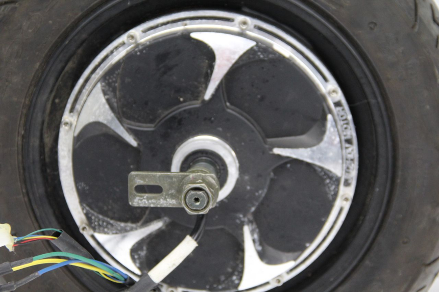 photo de ENGINE RIDE E1 1 (2014 - 2022) - Alternative perspective