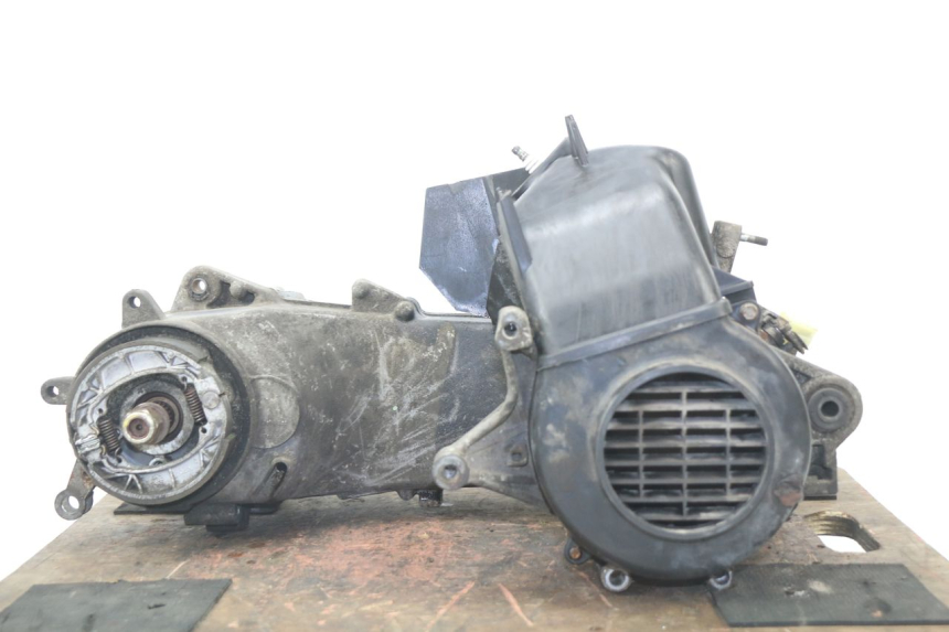 photo de ENGINE PEUGEOT ELYSEO 50 (1998 - 2001) - Component detail