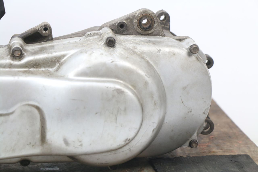 photo de ENGINE PEUGEOT ELYSEO 50 (1998 - 2001) - Distinctive features